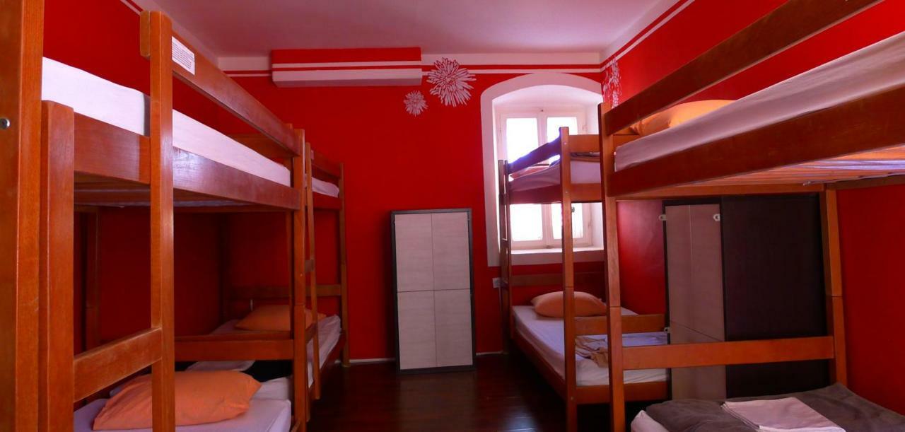 The Mellow Monkey Hostel Zadar Extérieur photo